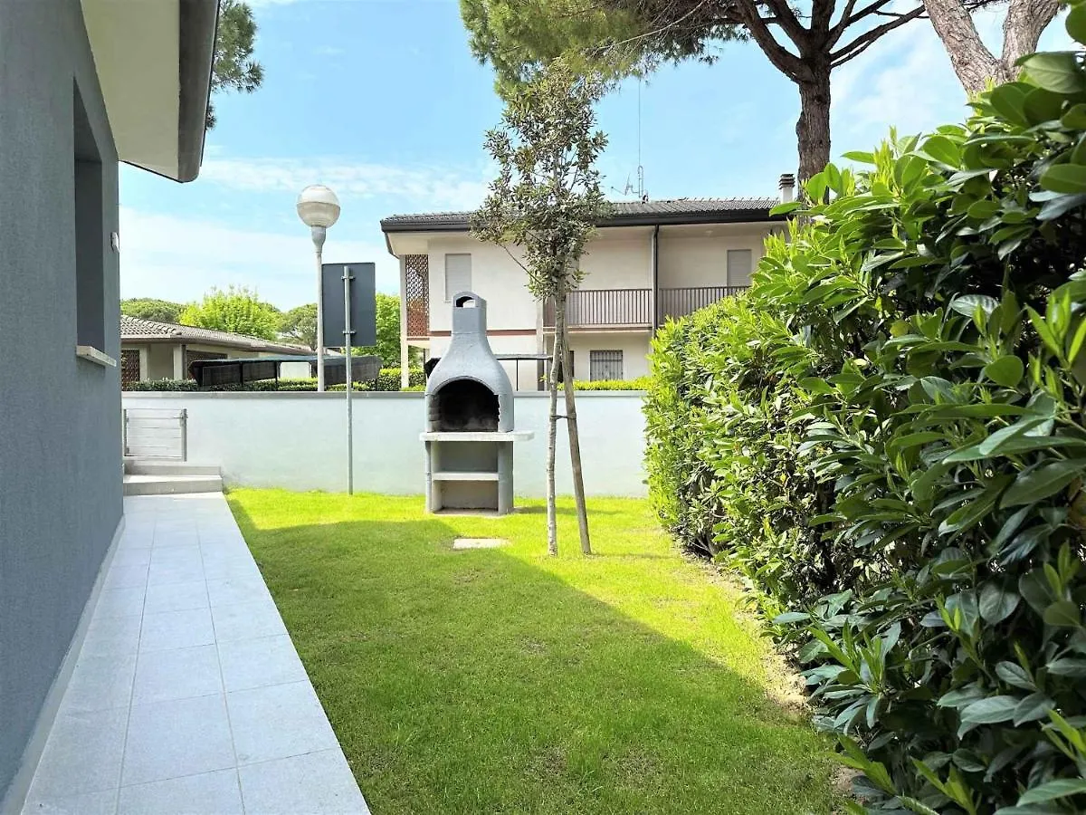 Holiday Home In Bibione 38368 Italy